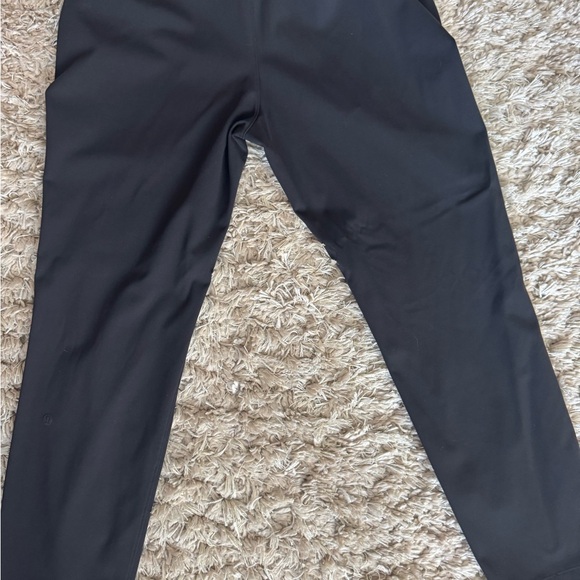 Lululemon on the fly 28’. Excellent condition. Luxtreme stretch, 8 - Picture 6 of 10